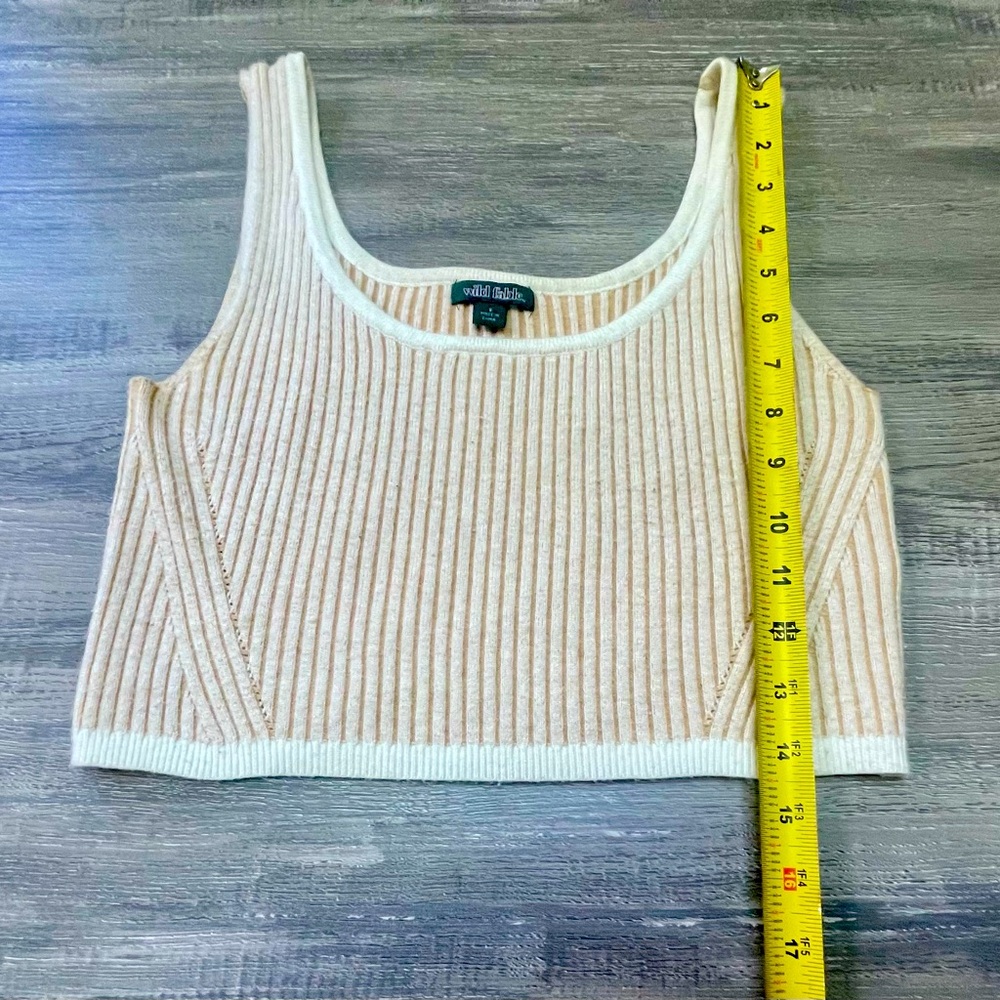 Luxurious Ribbed/ Tank Sweater - Picture 3 of 5